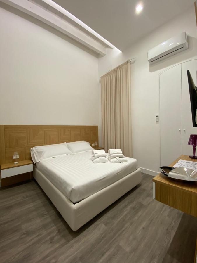 Star Suite ตารันโต ภายนอก รูปภาพ